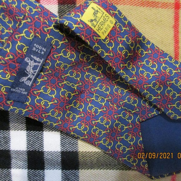 VINTAGE HERMES BLUE LABEL SILK TIE BLUE RED 7468 - Picture 8 of 11